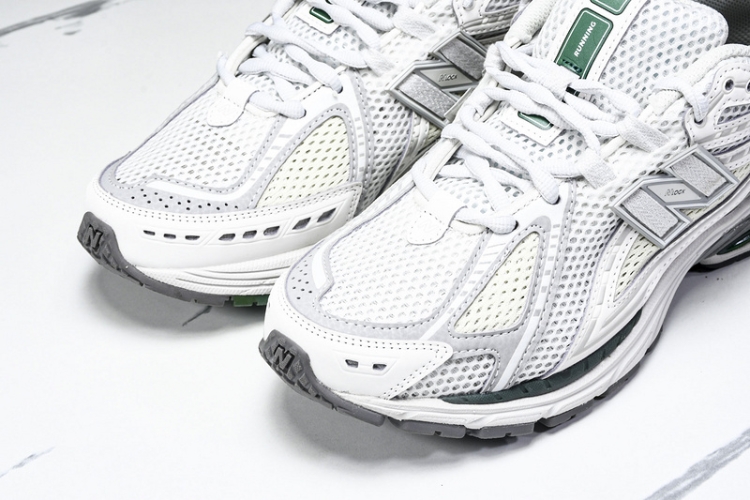  New Balance 1906 M1906RGP