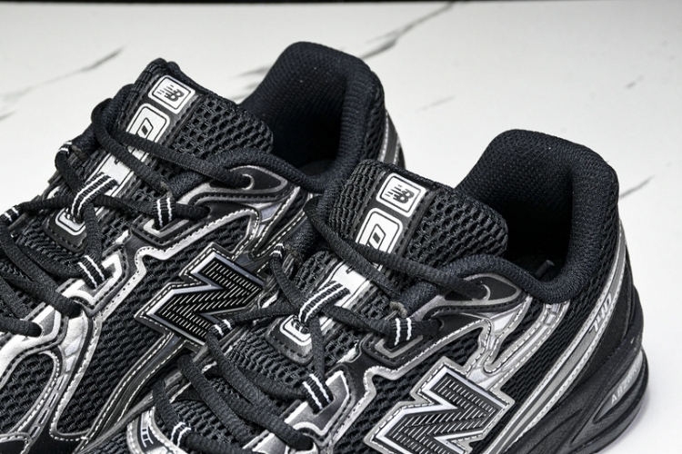  New Balance 740 U740BM2