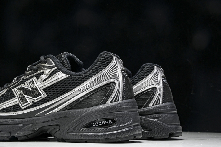  New Balance 740 U740BM2
