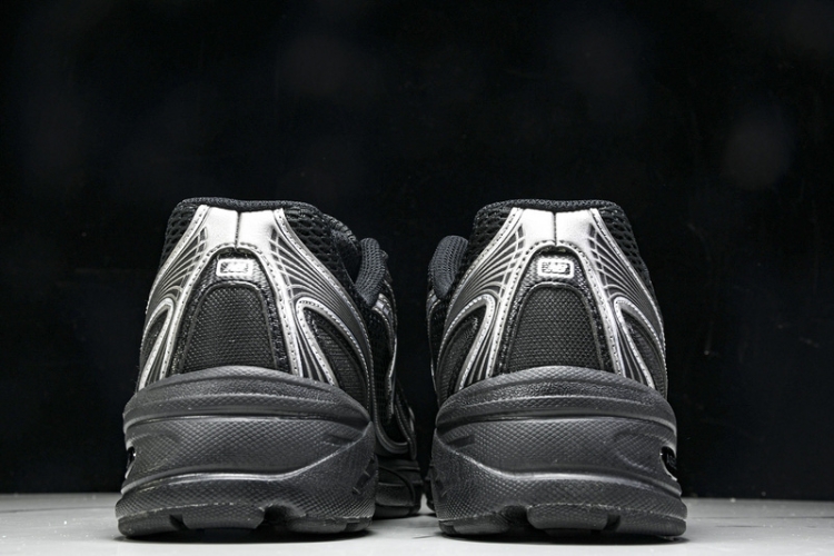  New Balance 740 U740BM2