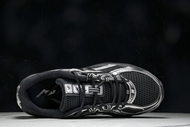  New Balance 740 U740BM2