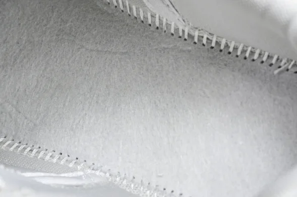 New Balance 9060  U9060AGT 