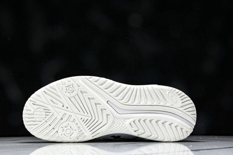 Asics Gel-Challenger 14 1041A405-101