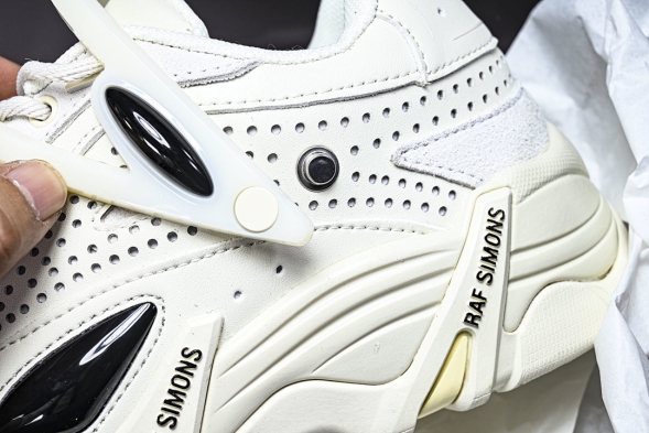 Raf Simons Cylon-21 HR740007S 