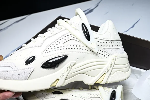 Raf Simons Cylon-21 HR740007S 