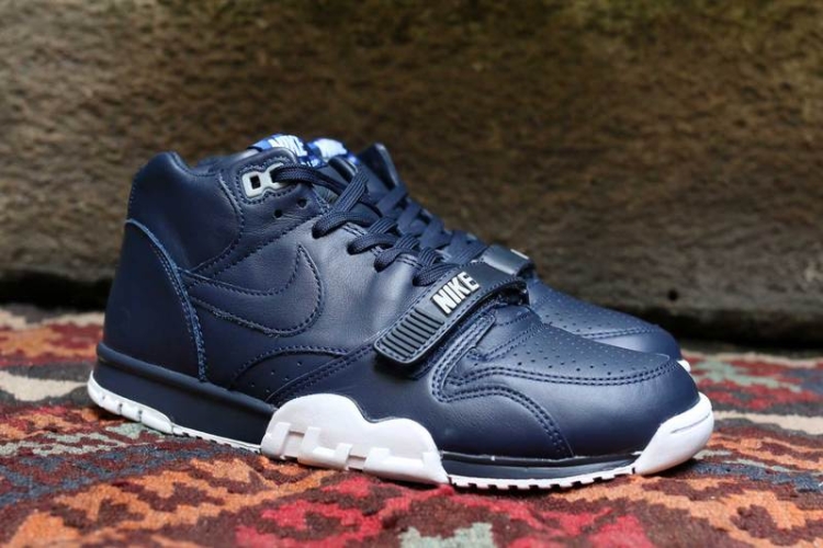 Fragment Design x NikeCourt Air Trainer 1 Mid Premium SP “Obsidian_White-Obsidian” 806942-441