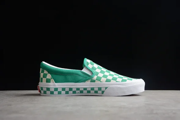 Vans Slip-On VN0A38F7PVC 