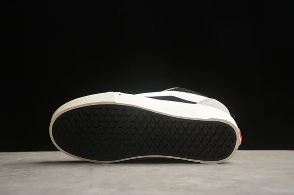 Vans Knu Skool VN0007DWHT 