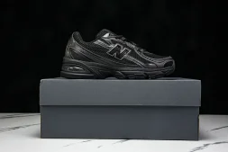 New Balance 740 U740B02
