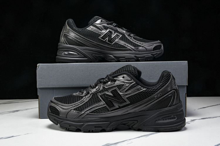  New Balance 740 U740B02