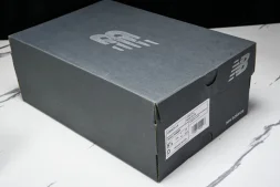 New Balance 9060 U9060AAA