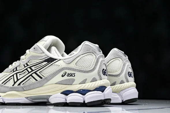 Asics Gel-NYC 1203A788-101 