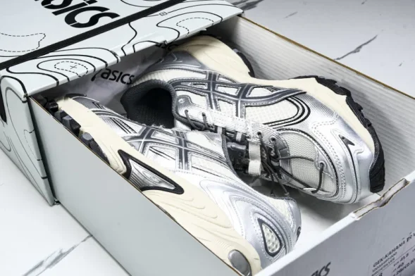 Asics Gel-Kahana TR V4 1203A497-200 