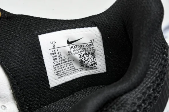 Nike Air Zoom Pegasus Premium HQ2592-008 
