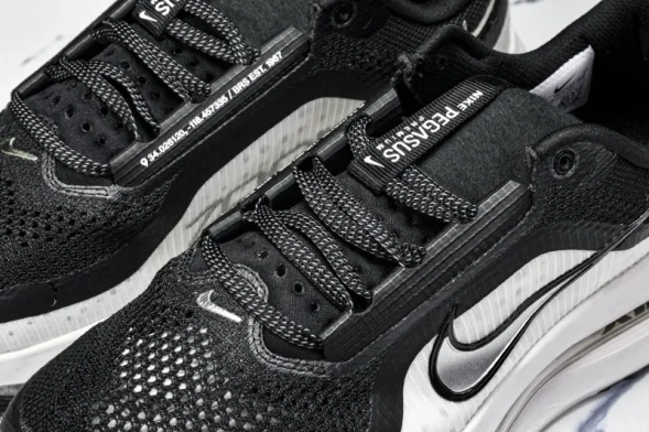 Nike Air Zoom Pegasus Premium HQ2592-008 