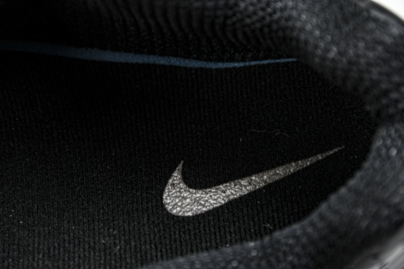 Nike Shox R4 AR3565-007 