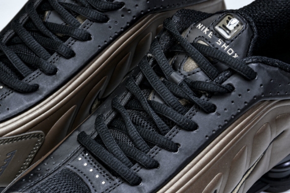 Nike Shox R4 AR3565-007 