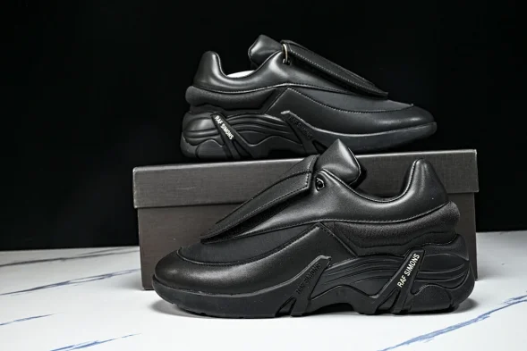 Raf Simons Cylon-21 Antei HR740001S 