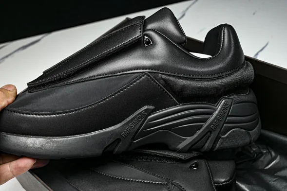 Raf Simons Cylon-21 Antei HR740001S 
