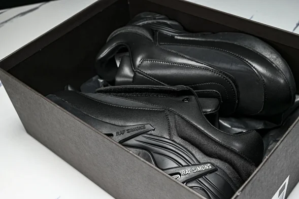 Raf Simons Cylon-21 Antei HR740001S 