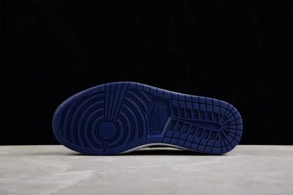 Nike Air Jordan 1 low Mystic Navy CZ0790-041 