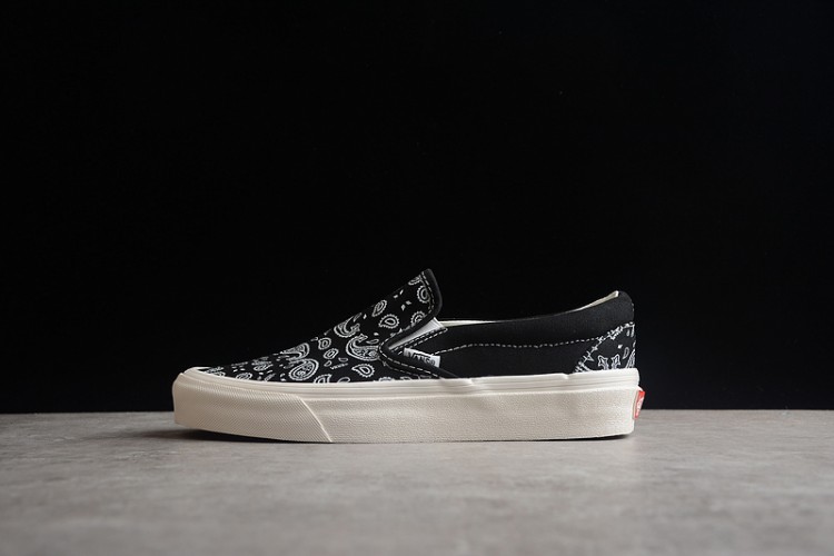 Vans Slip-On VN000EYEBPJ