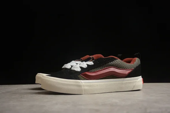 Vans Knu Skool VN0007QDBXV 