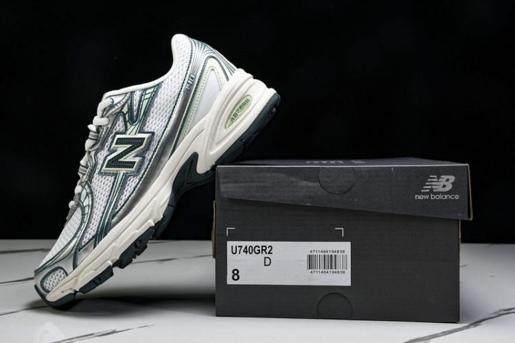  New Balance 740 U740GR2