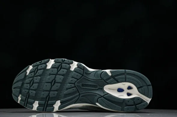 New Balance 740 U740GR2 