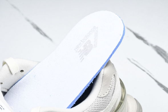 New Balance 9060 U9060MM 