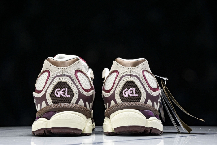 Asics Gel-NYC 1203A788-100