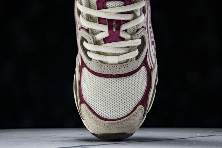 Asics Gel-NYC 1203A788-100