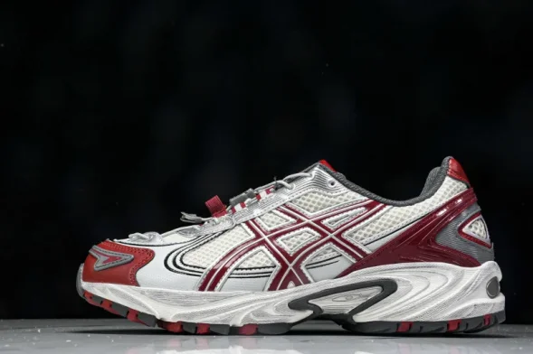 Asics Gel-Kahana TR V4 1203A585-100 