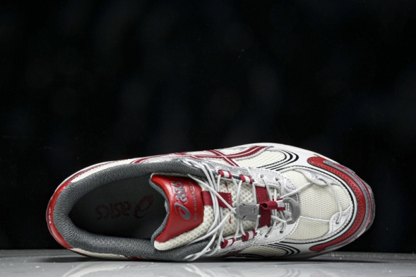 Asics Gel-Kahana TR V4 1203A585-100 