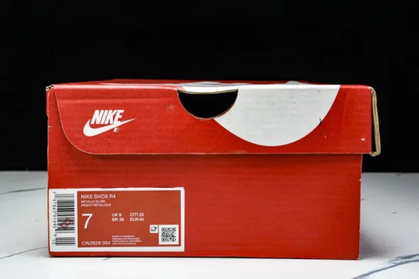 Nike Shox R4 CW2626 004 