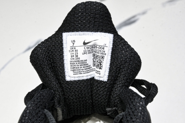 Nike Shox R4 CW2626 004 