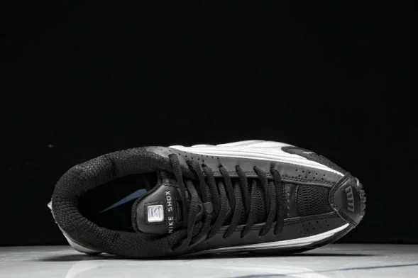 Nike Shox R4 CW2626 004 