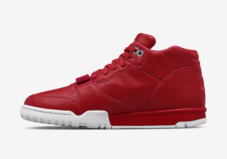 Fragment Design x NikeCourt Air Trainer 1 Mid Premium SP “Gym Red” 806942-661