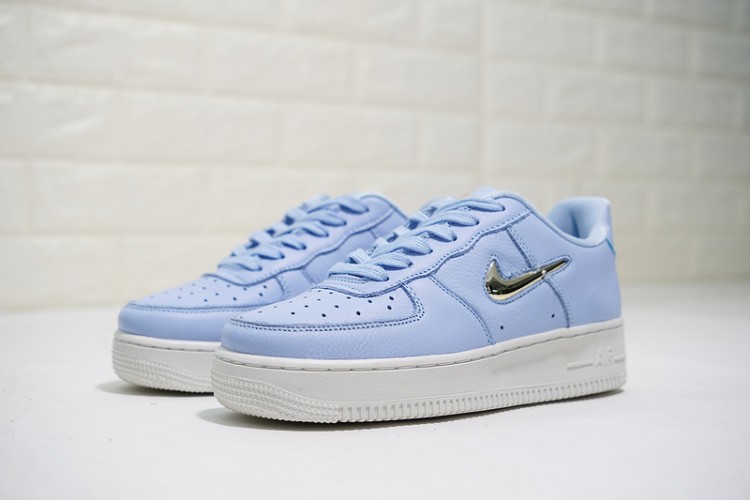 Nike Air Force 1 07 PRM LX AO3814-400