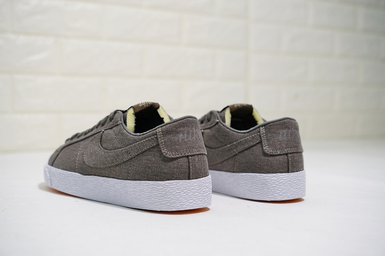 Nike SB Blazer Zoom Low Canvas Deconstructed