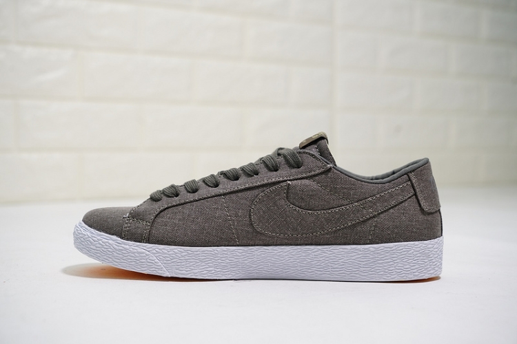 Nike SB Blazer Zoom Low Canvas Deconstructed