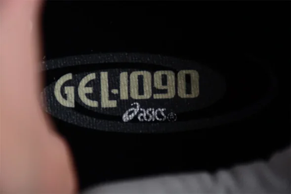 Asics Gel-1090 v2 1203A224-020 