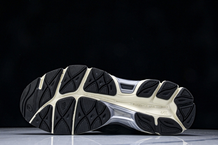 Asics Gel-NYC 1203A739-001