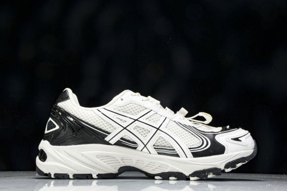 Asics Gel-Kahana TR V4 1203A497-100 