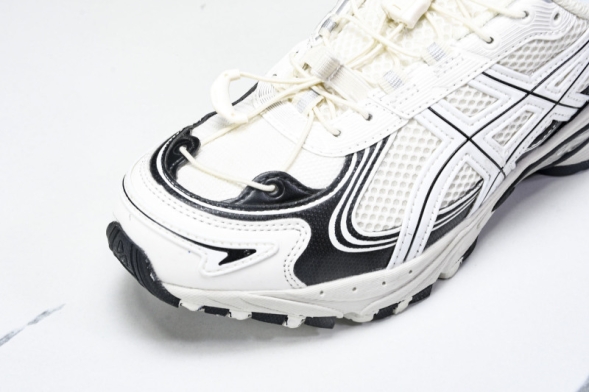 Asics Gel-Kahana TR V4 1203A497-100 