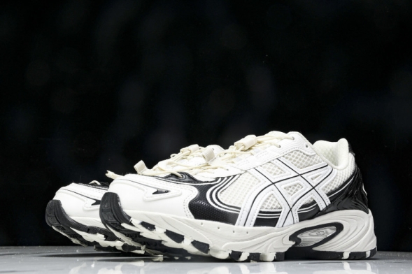 Asics Gel-Kahana TR V4 1203A497-100 