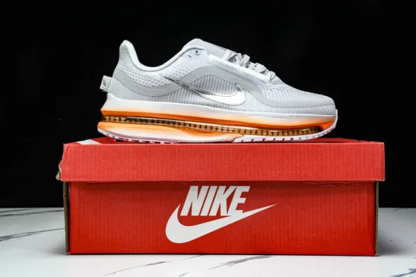 Nike Air Zoom Pegasus Premium HQ2592-002 
