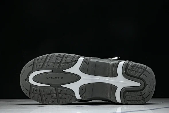 Raf Simons Cylon-21 HR740003L 