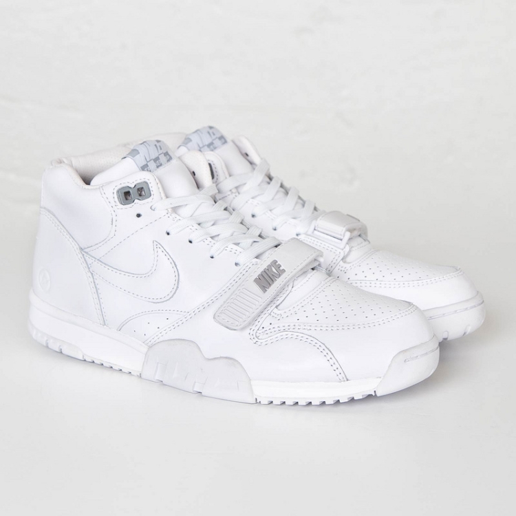 Fragment Design x NikeCourt Air Trainer 1 Mid Premium SP “White_White-Wolf Grey” 806942-110