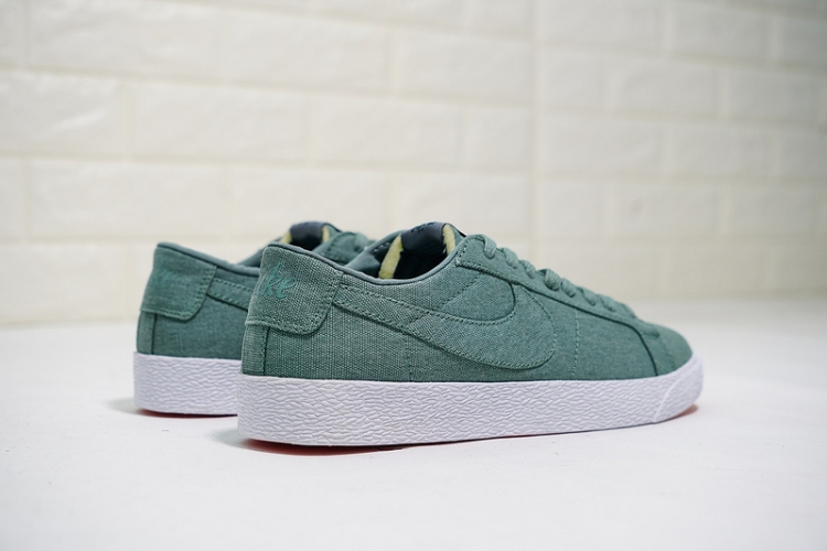 Nike SB Blazer Zoom Low Canvas Deconstructed AH3370-200